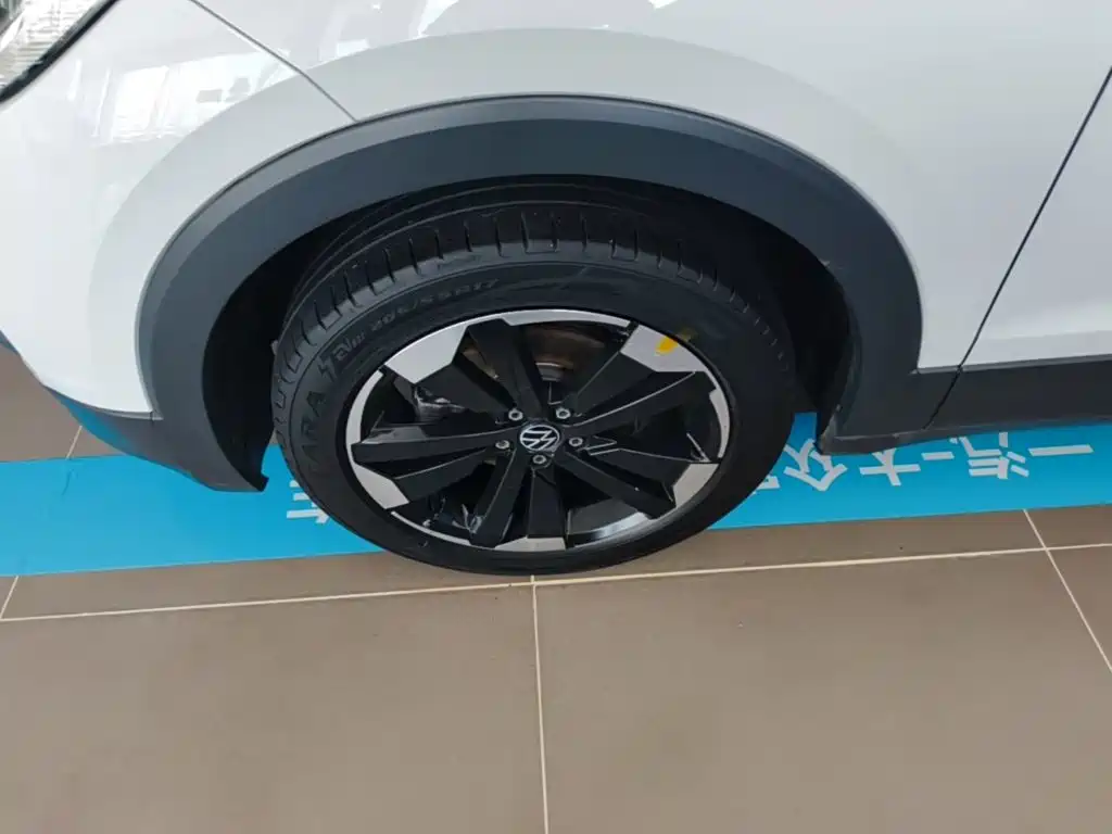 Volkswagen Tanying 2024 2023 Model 200TSI DSG Joy Smart Connect Edition