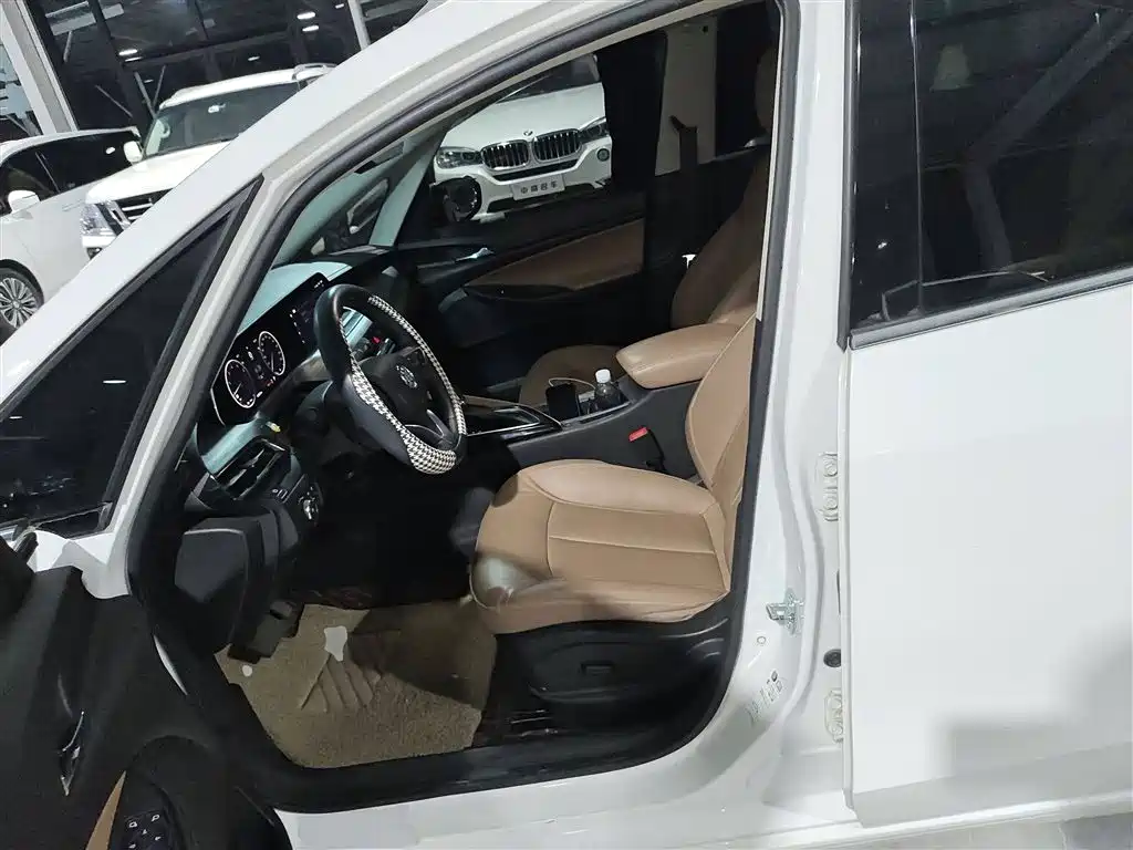 Buick GL6 2021 323T Mild Hybrid Connected Luxury фото 15