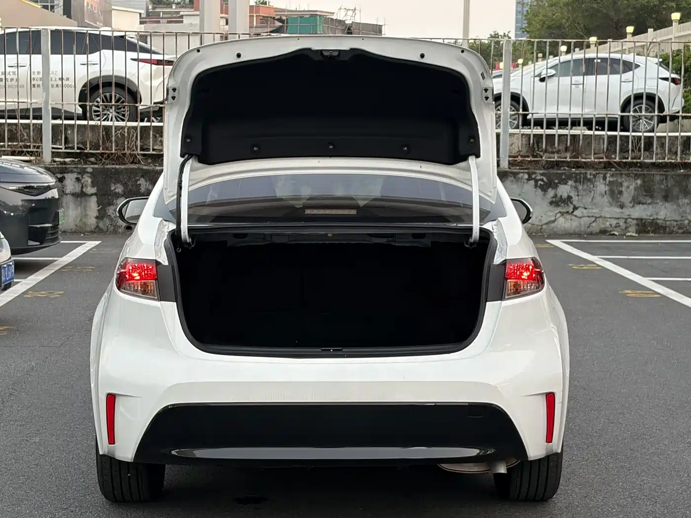 Toyota Levin 2025 2024 185T CVT Luxury Edition
