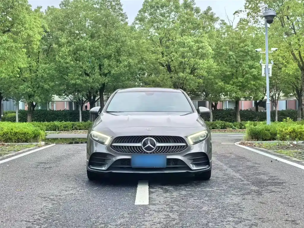 Mercedes-Benz A-Class 2022 Facelift II A 200 L Sport Sedan Fashion фото 10
