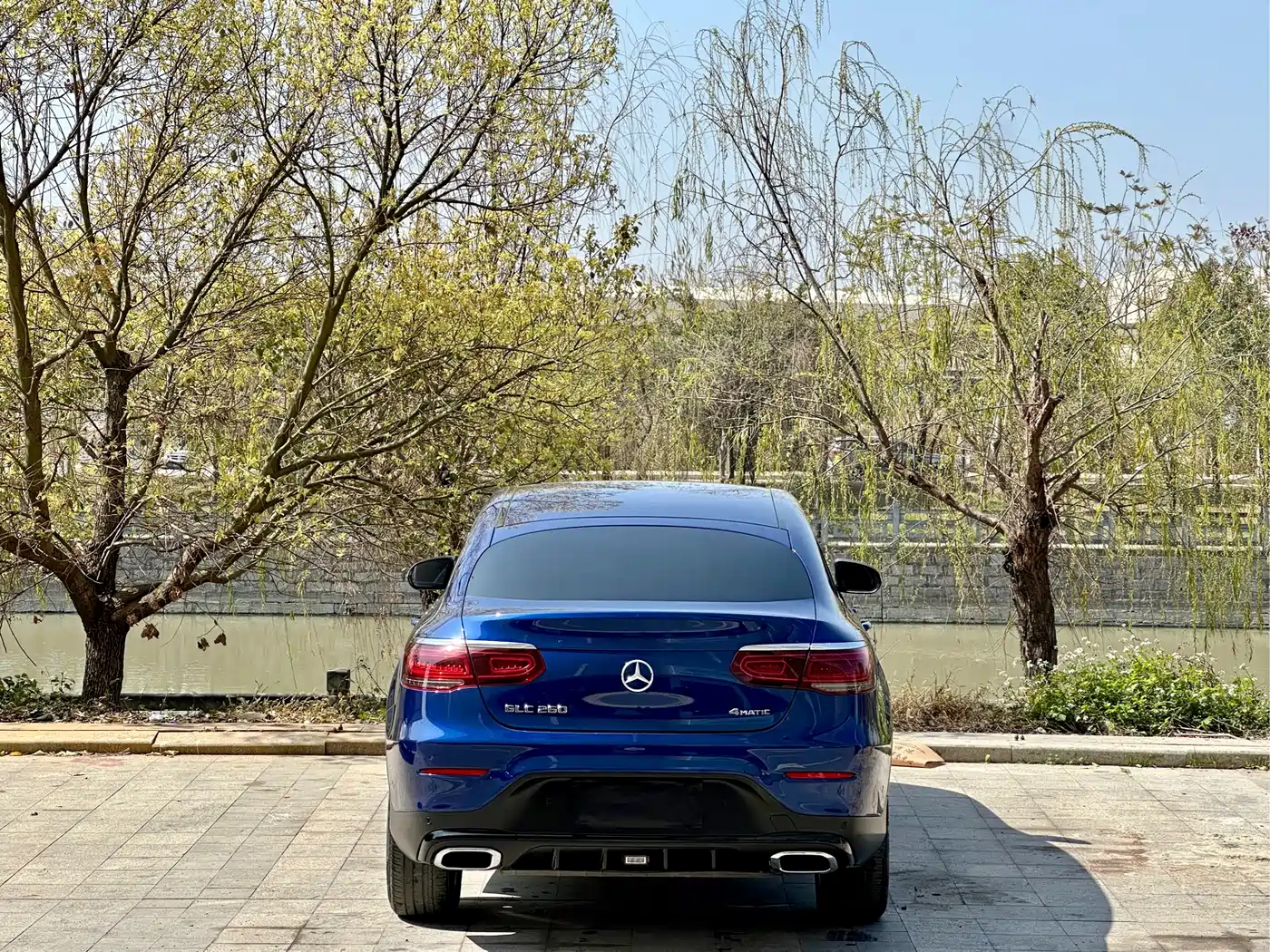 Mercedes-Benz GLC Coupe 2020 GLC 260 4MATIC Coupe SUV фото 5