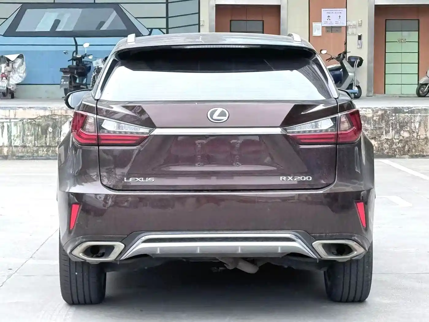 Фото 8 - Lexus RX