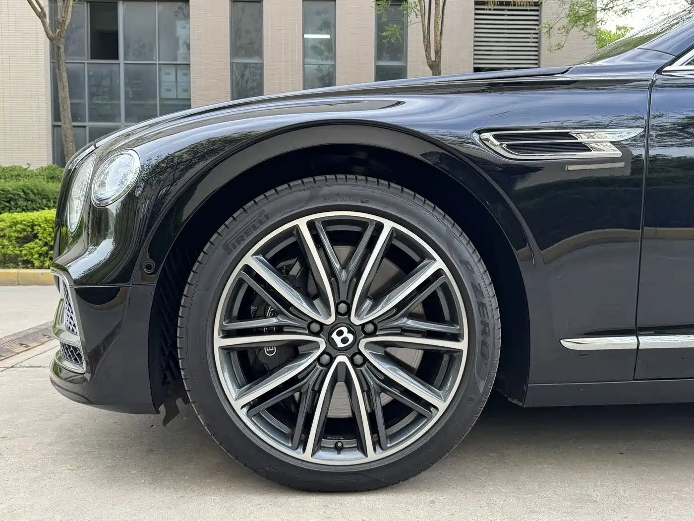 Bentley Flying Spur 2024 2022 4.0T V8 Standard