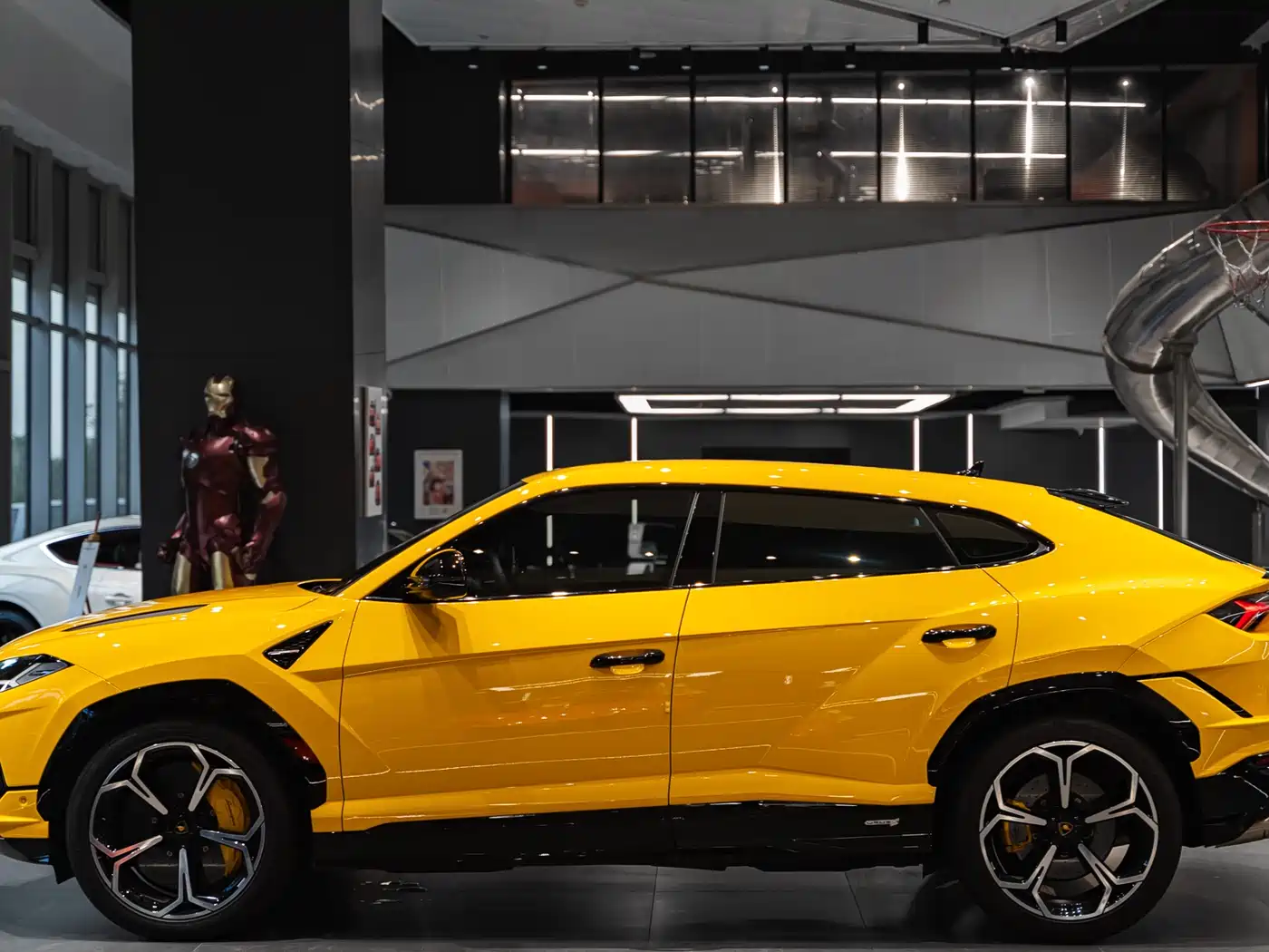 Lamborghini Urus 2023 4.0T V8 S фото 8