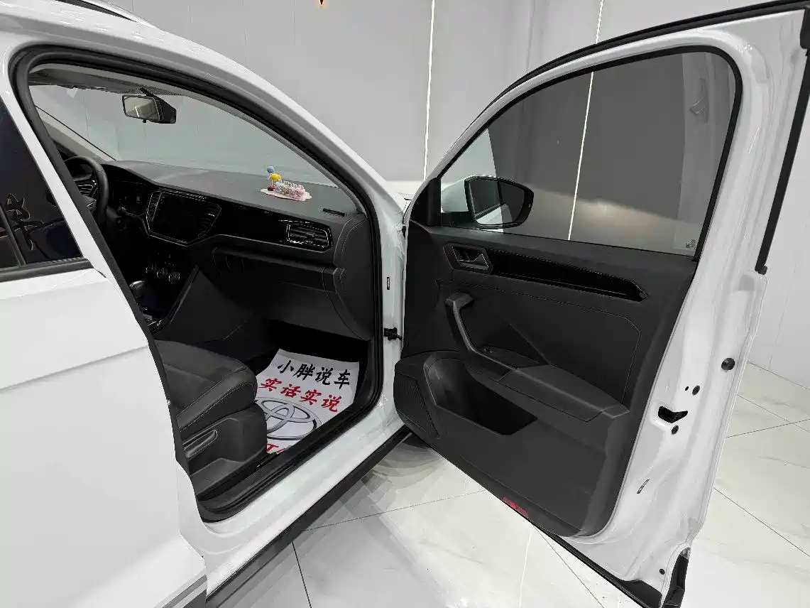 Volkswagen T-ROC 2021 280TSI DSG 2WD Comfort Connected фото 16