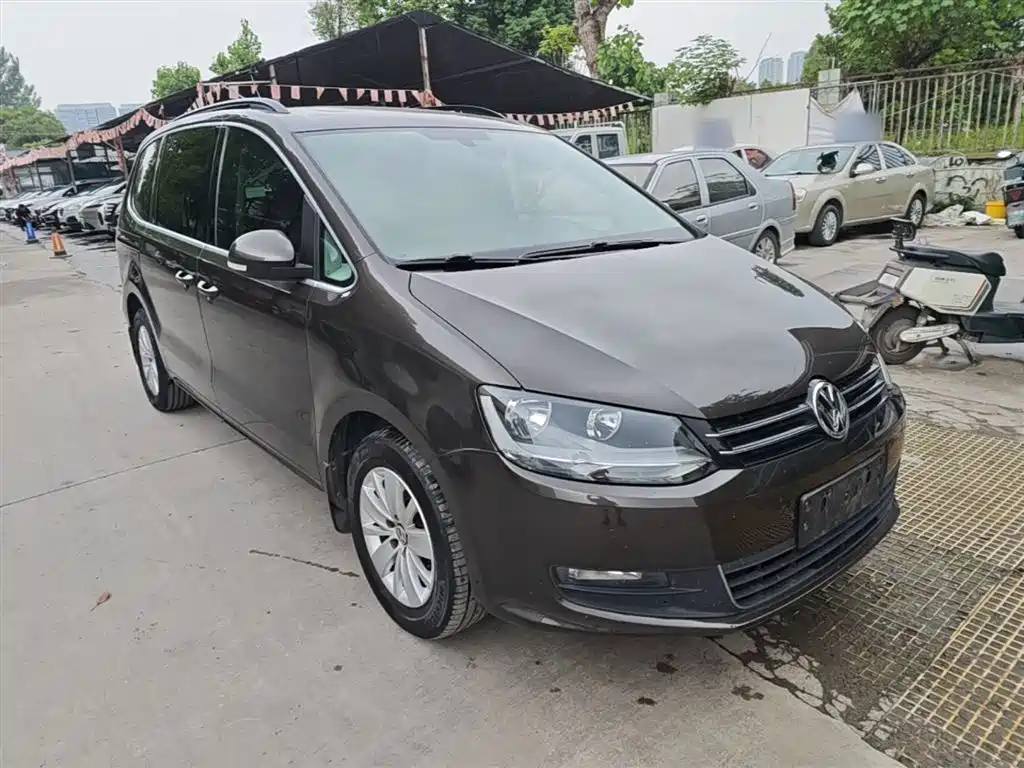 Volkswagen Sharan 2013 1.8TSI Standard фото 4