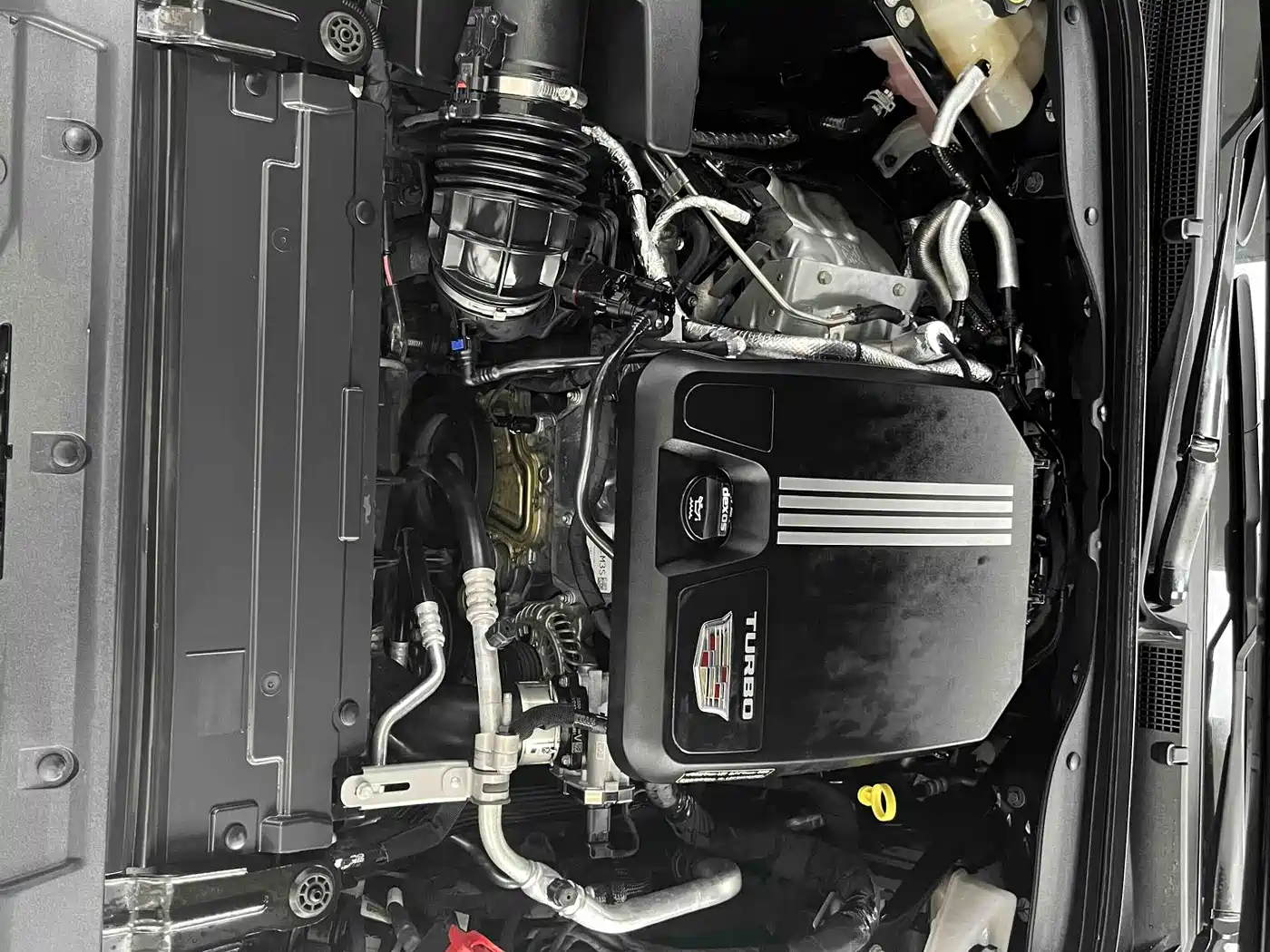 Cadillac CT5 2024 28T Luxury Model Pro фото 23