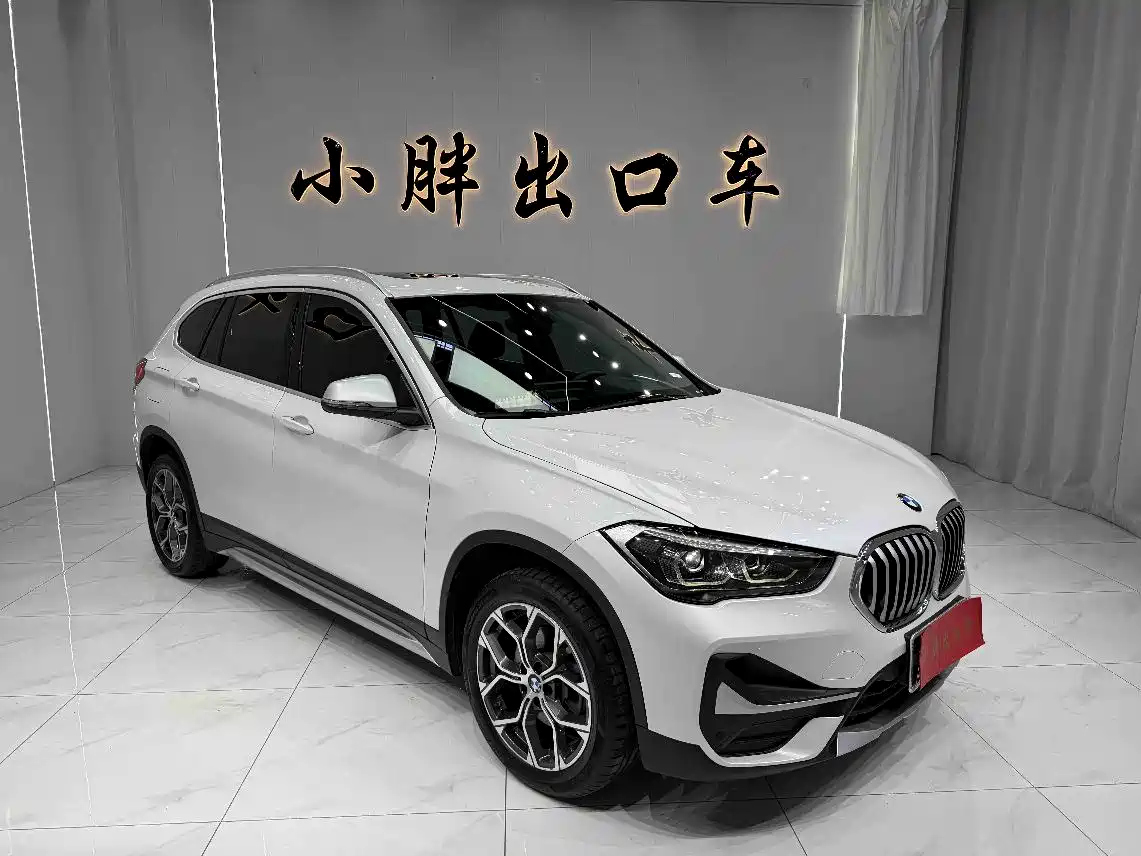 BMW X1 2022 sDrive20Li Premium фото 2
