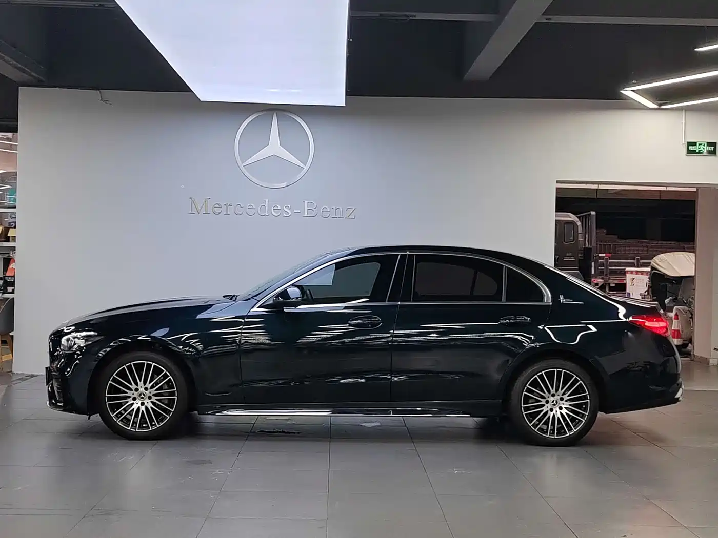 Mercedes-Benz C-Class 2023 Facelift C 260 L Sport Edition фото 7