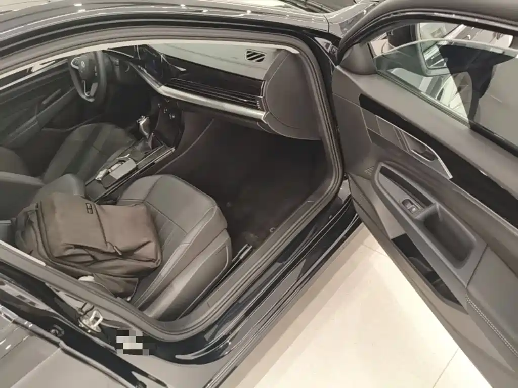 Volkswagen Passat 2025 2024 280TSI Business Edition