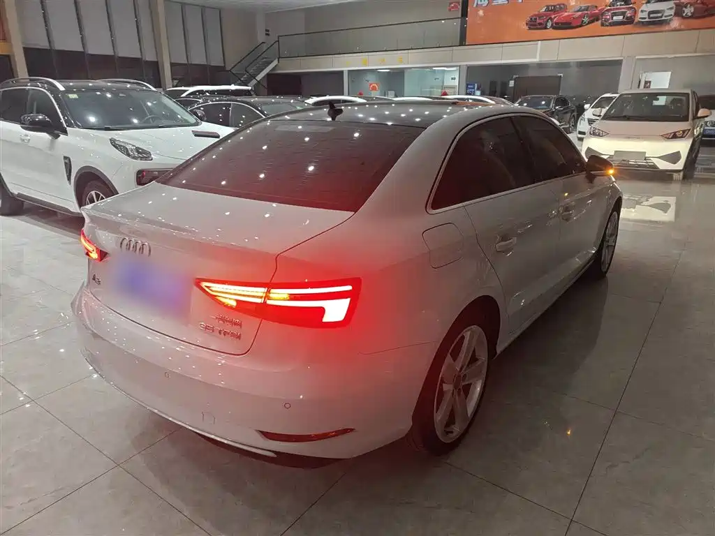 Audi A3 2020 Limousine 35 TFSI Trend China VI фото 6