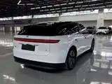 Фото 5 - Li Auto i6