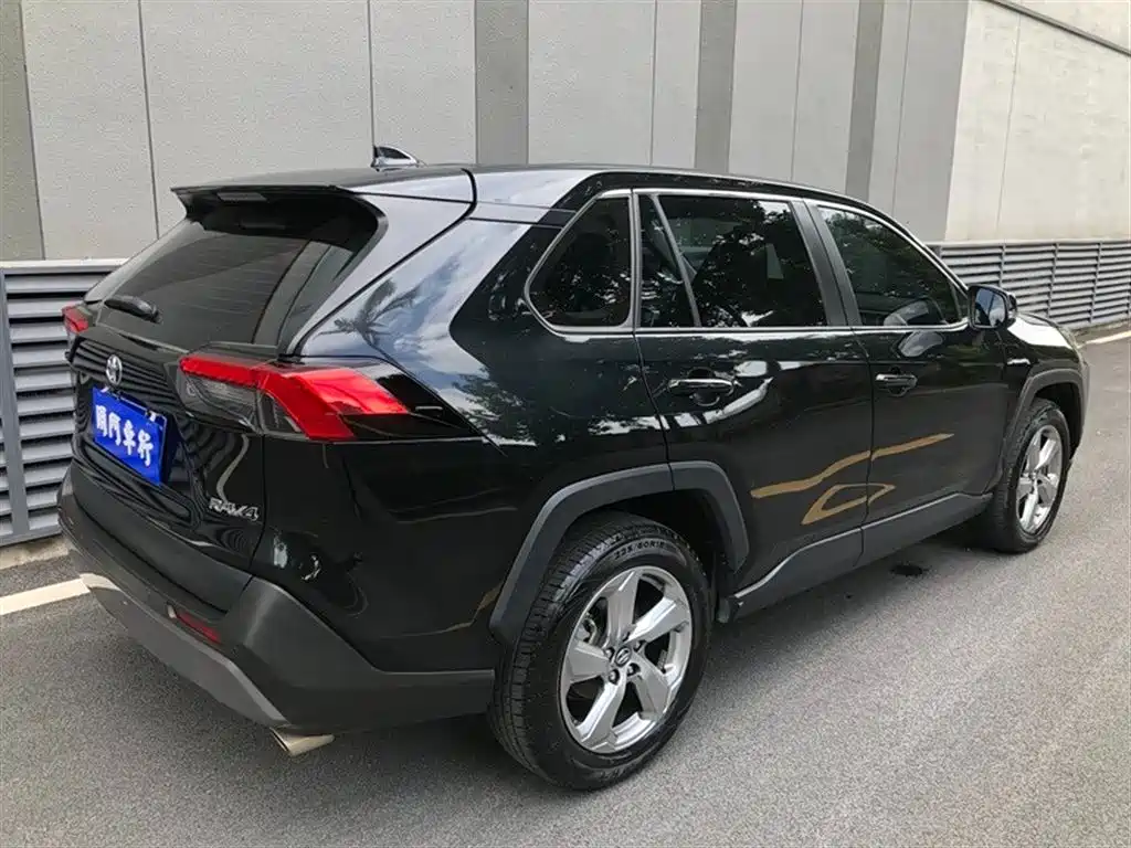 Toyota RAV4 Rongfang 2022 2.0L CVT 2WD Trend Plus Edition фото 13