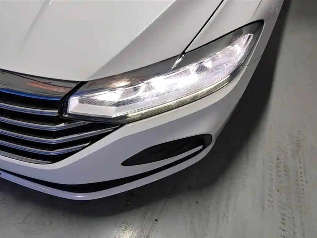 Volkswagen Lavida 2023 Facelift 1.5L Auto Comfort Edition фото 24