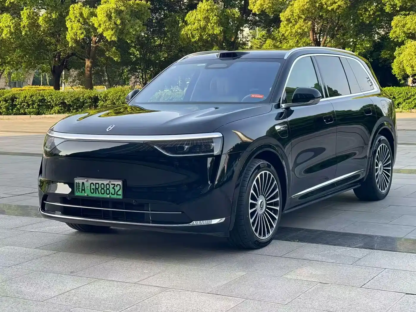 AITO Wenjie AITO M8 2025 Extended Range Ultra 53.4kWh 6-Seater