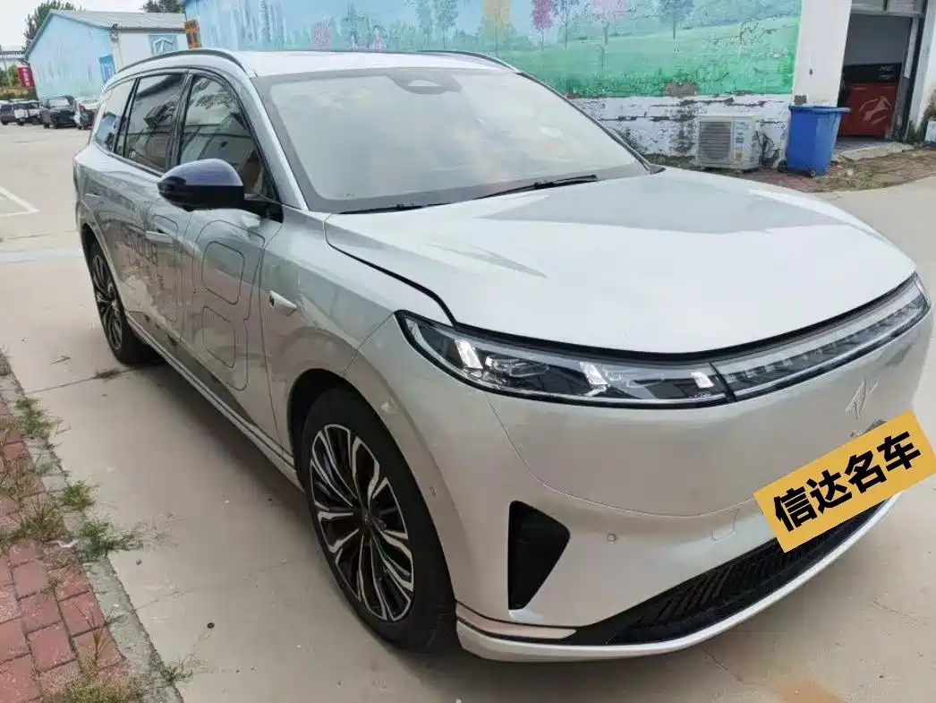 Dongfeng Yipai eπ008 2025 2026 6-seater Extended Range Family Edition