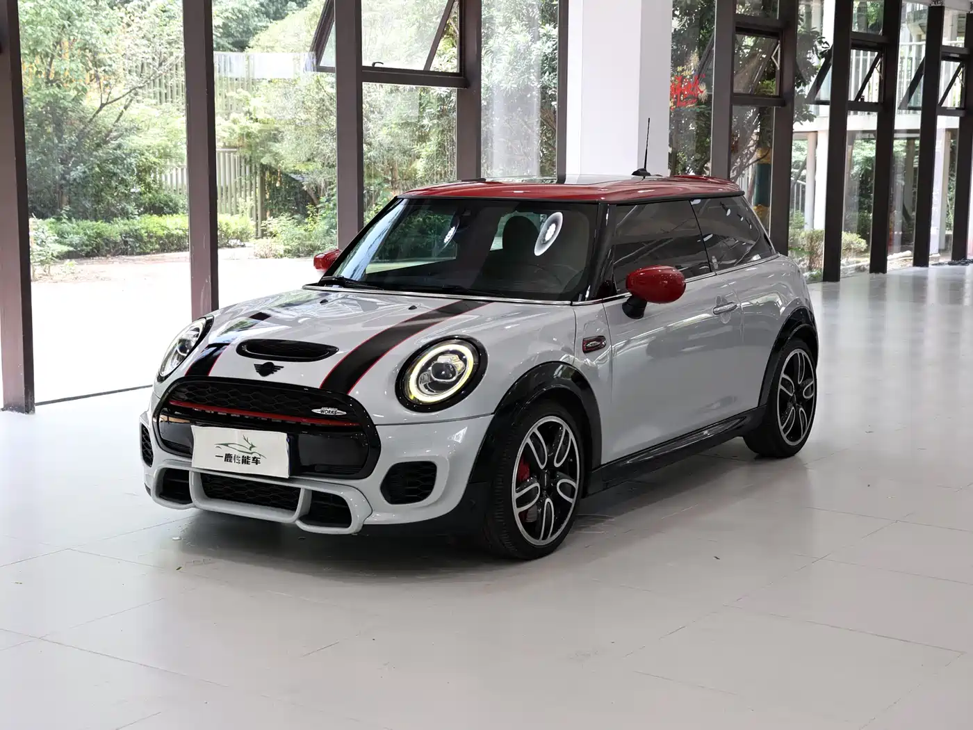 Photo 1 - MINI JCW