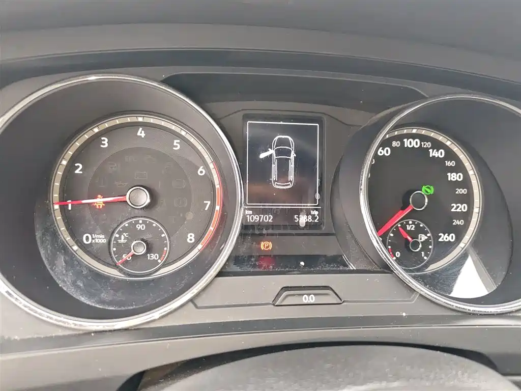 Volkswagen Tiguan L 2018 Facelift 330TSI Automatic 2WD Trend Edition фото 9