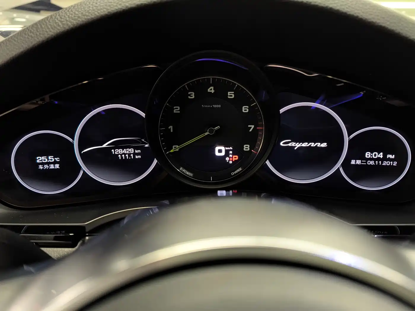 Porsche Cayenne New Energy 2019 Cayenne E-Hybrid 2.0T фото 9