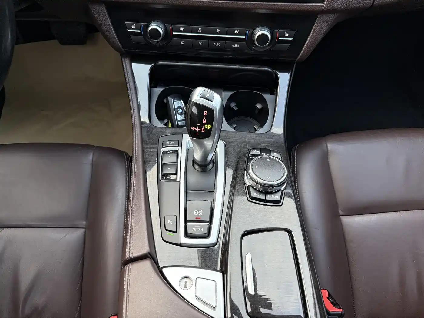 BMW 5 Series 2017 525Li Luxury Design Package фото 19