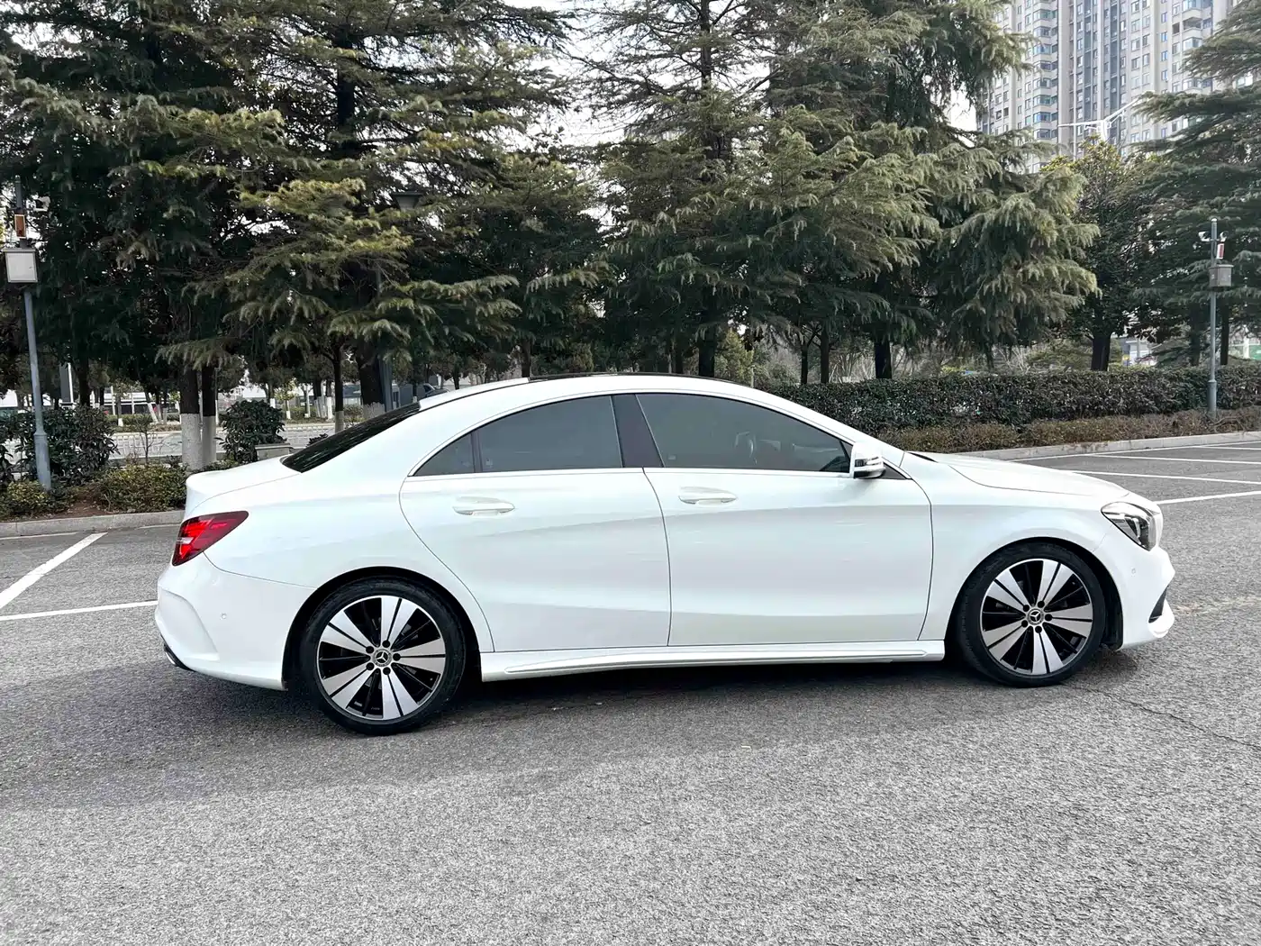 Mercedes-Benz CLA (Import) 2018 CLA 200 Fashion Edition фото 8