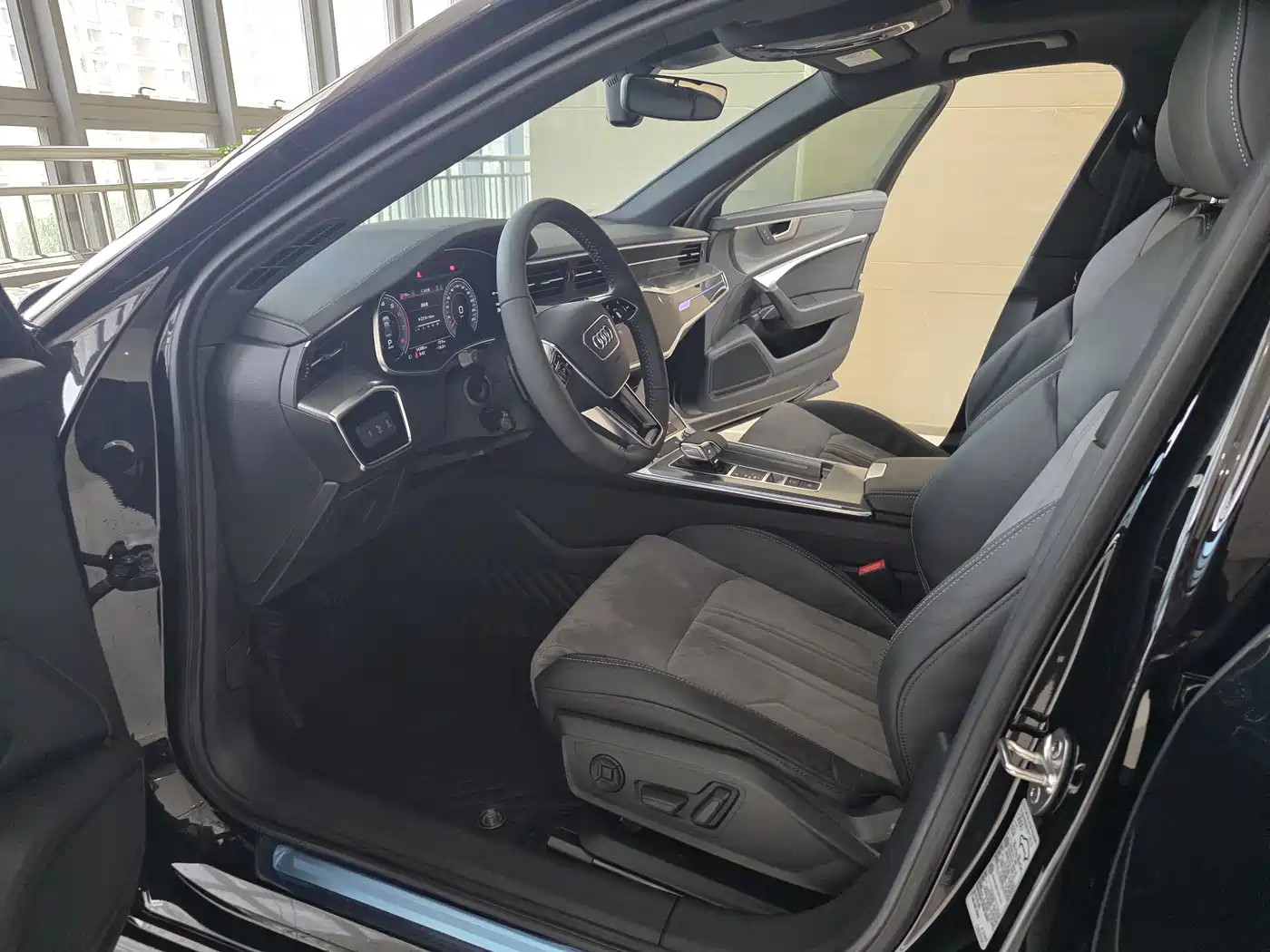 Audi A6L 2019 40 TFSI Luxury Dynamic фото 6