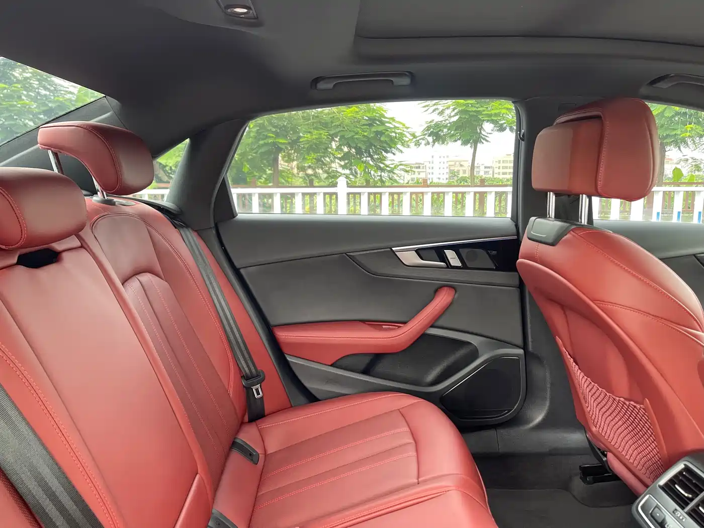 Audi A4L 2025 2025 2 Million Celebration Edition 40 TFSI Luxury Dynamic