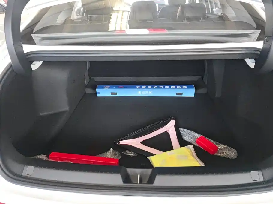 Wuling Motors Wuling Xingguang 2026 2025 610km Smart Advanced