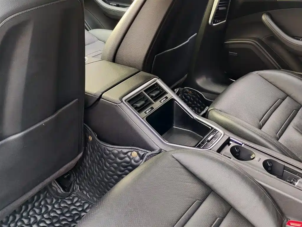 Porsche Panamera 2017 Panamera 3.0T фото 9