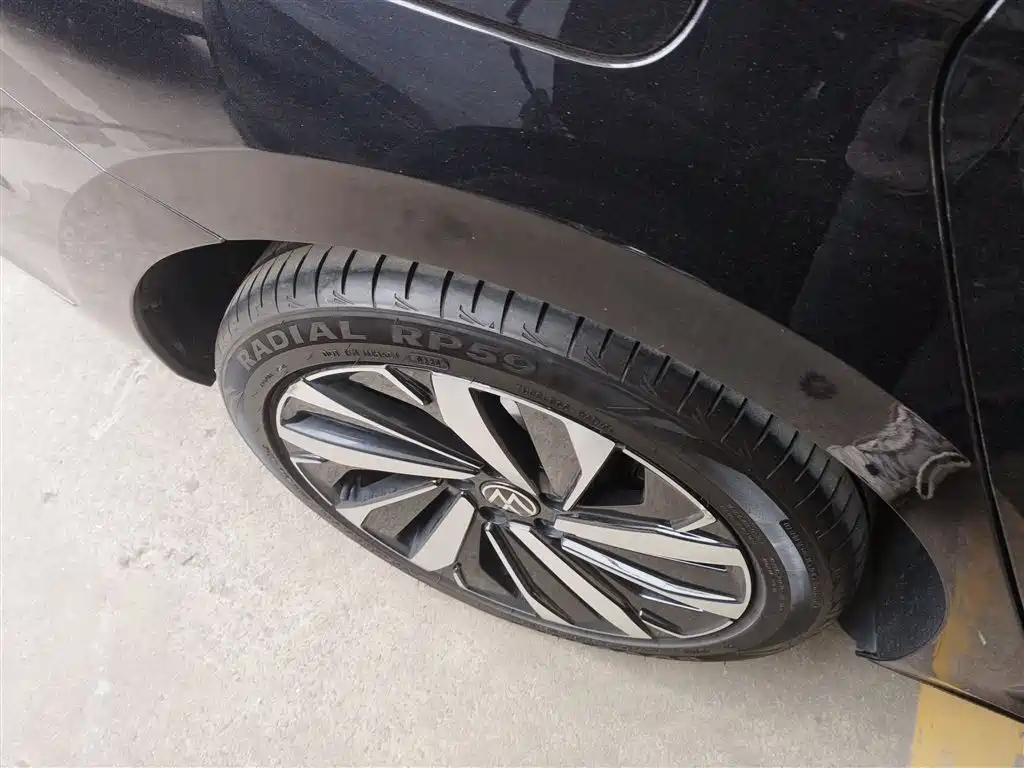 Volkswagen Passat 2022 330TSI Starlight Elite Edition фото 26
