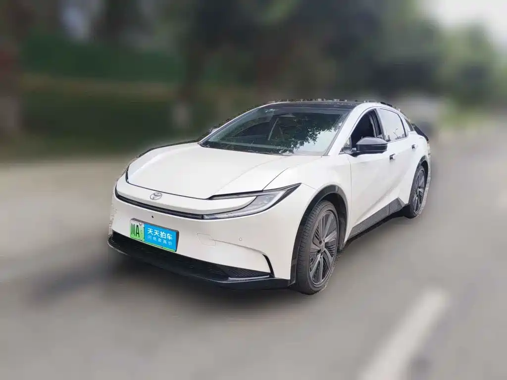 Similar car