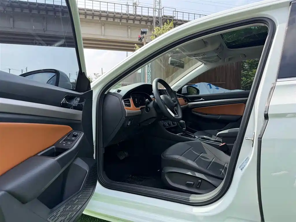 Volkswagen Bora 2023 200TSI DSG Yuexing PRO Edition фото 8