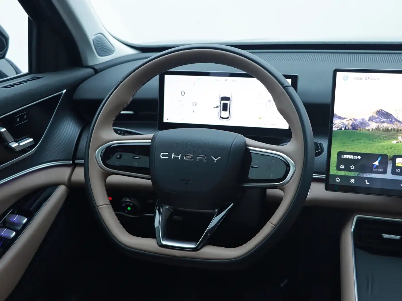 Chery Tiggo 8L 2025 2024 2.0T 4WD Ring Tower Champion Edition 7-seater