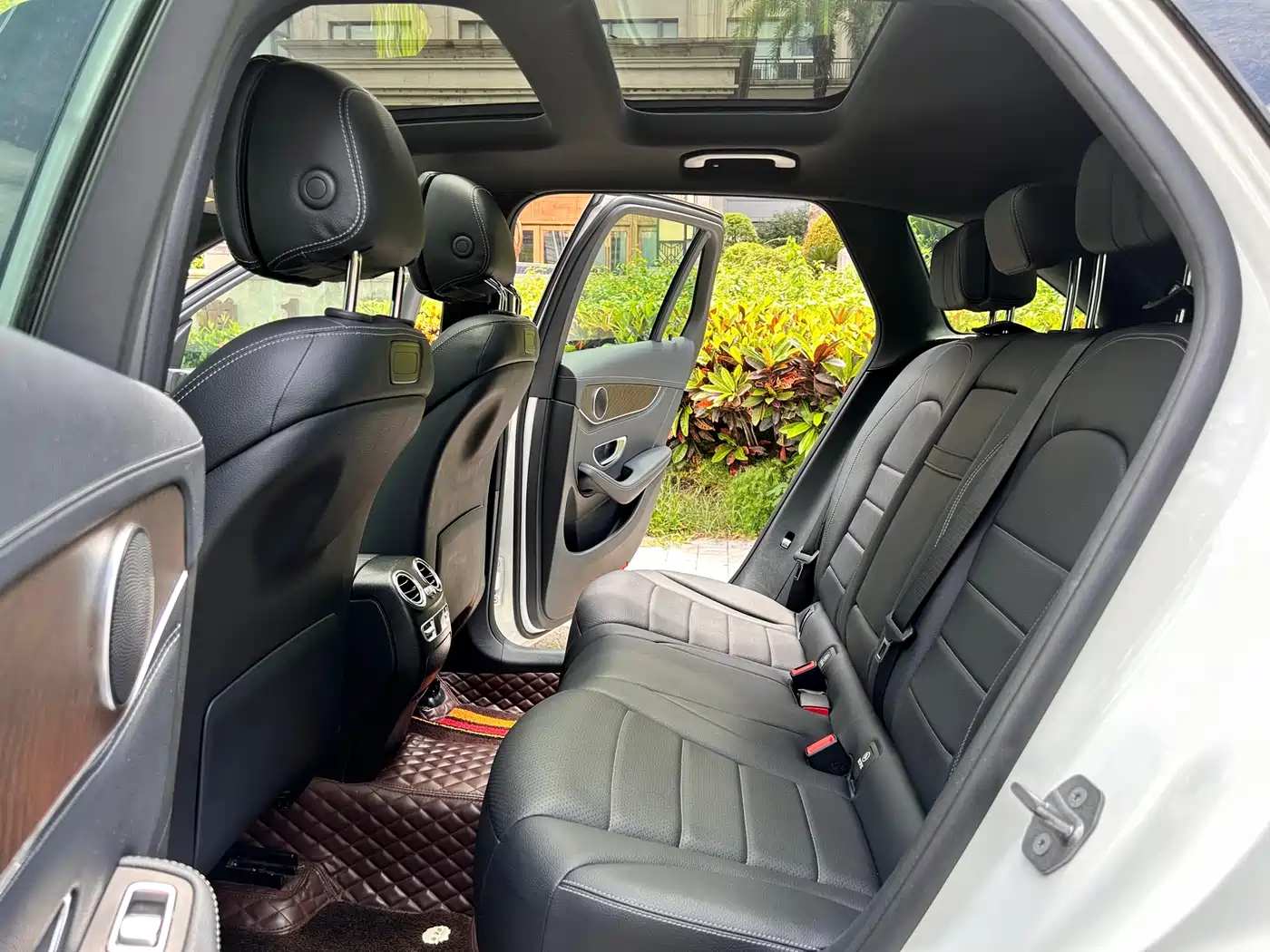 Mercedes-Benz GLC 2017 GLC 260 4MATIC Dynamic фото 16