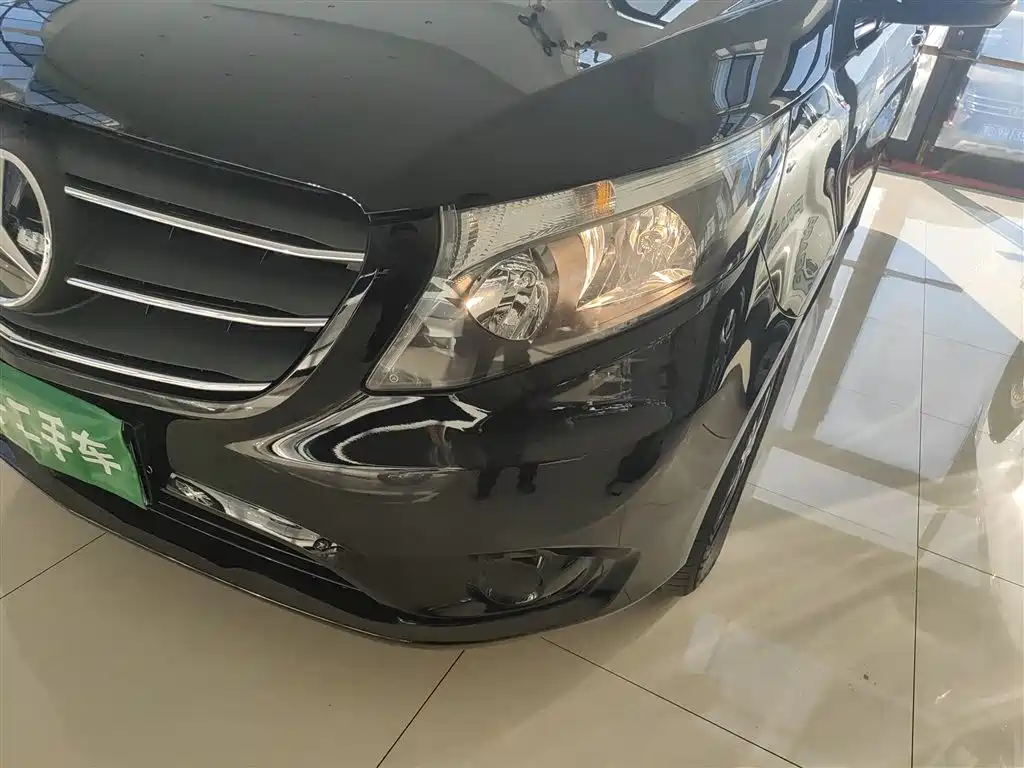 Mercedes-Benz Vito 2021 2.0T Elite 7-Seater фото 15