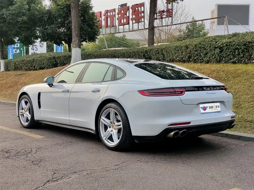 Porsche Panamera 2017 Panamera 3.0T фото 4