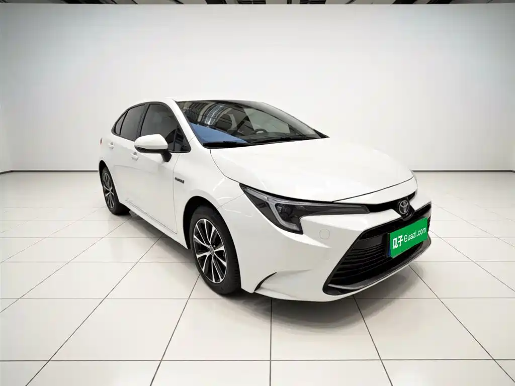 Toyota Levin 2023 Smart Hybrid 1.8L Luxury фото 4
