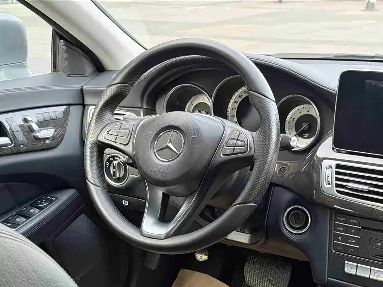 Mercedes-Benz CLS 2015 CLS 320 фото 15