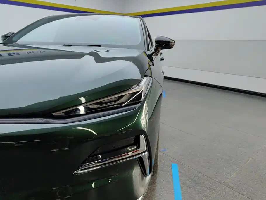 Geely Galaxy Galaxy Xingyao 8 2025 2025 Model 130km EM-i Flagship Edition