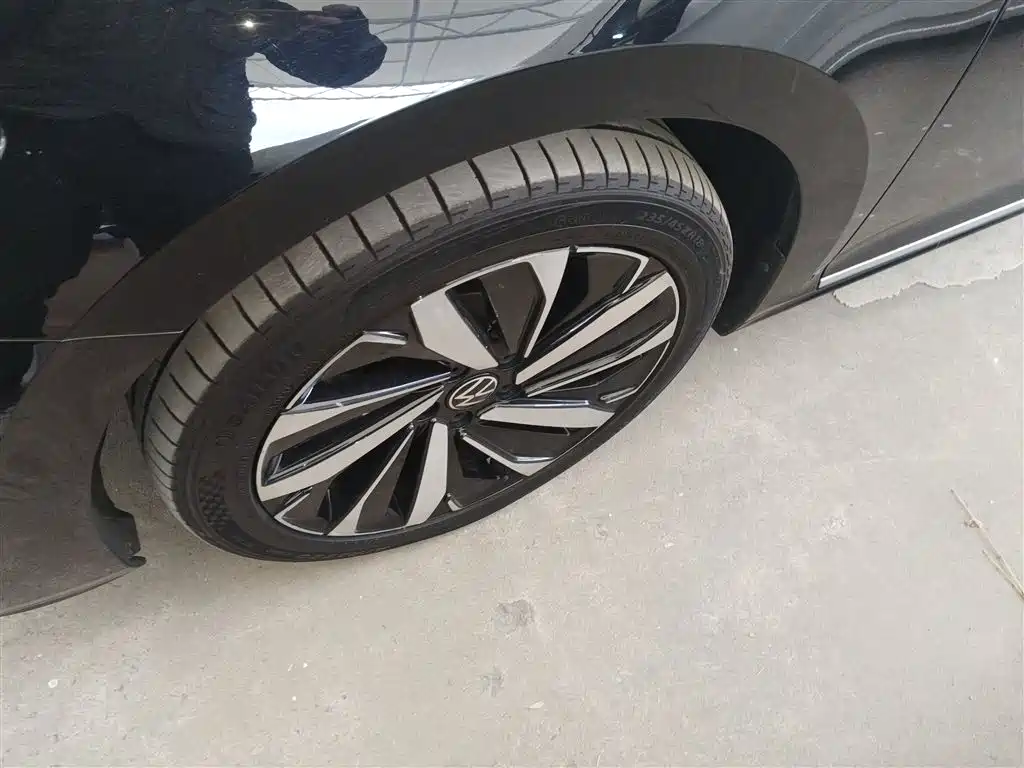 Volkswagen Passat 2022 330TSI Starlight Elite Edition фото 23