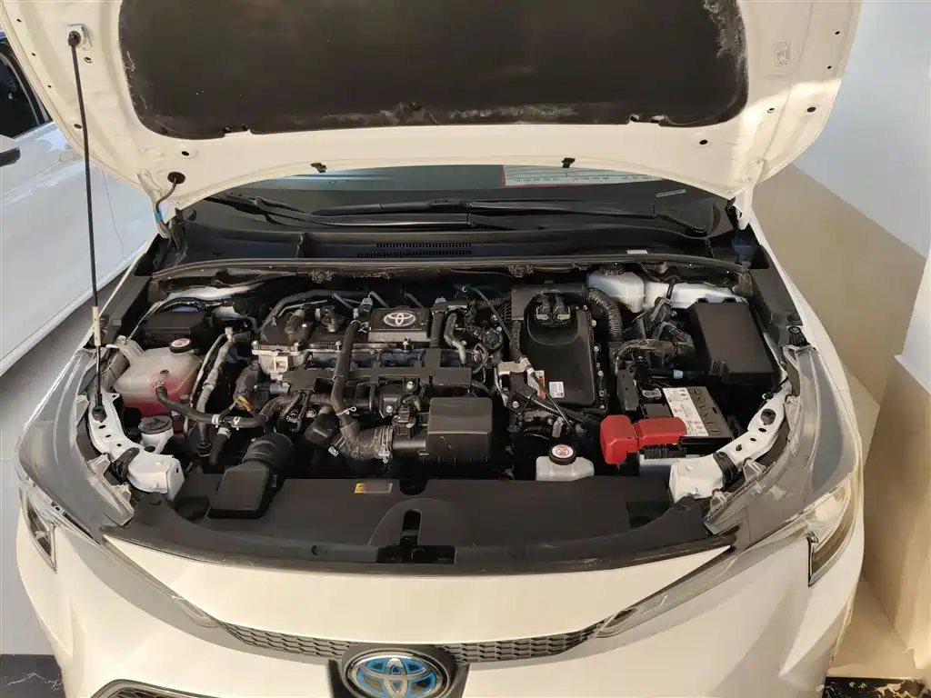 Toyota Levin 2022 Dual Engine 1.8H E-CVT Luxury Edition фото 10