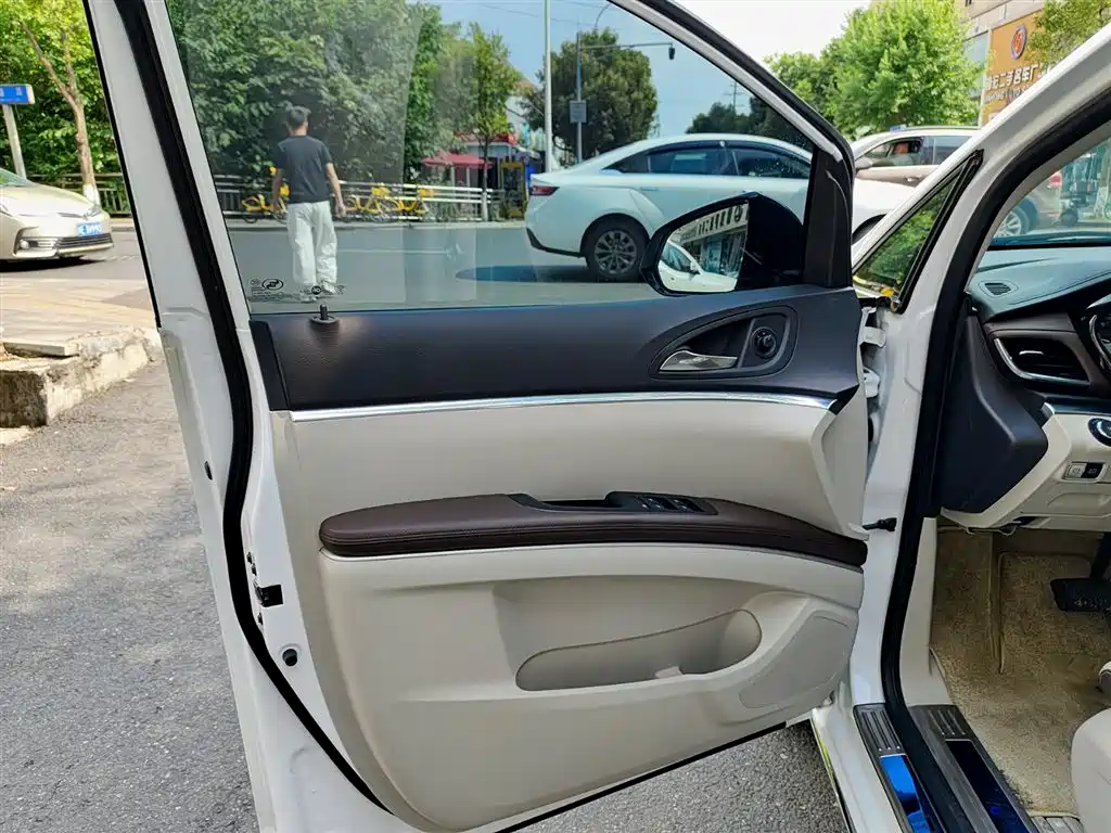Buick GL8 2023 Model Land Business Class Smart фото 6