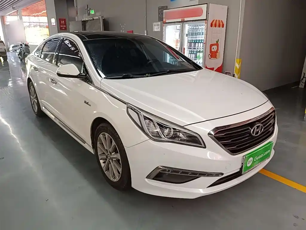 Hyundai Sonata 2015 1.6T GLS Smart фото 4