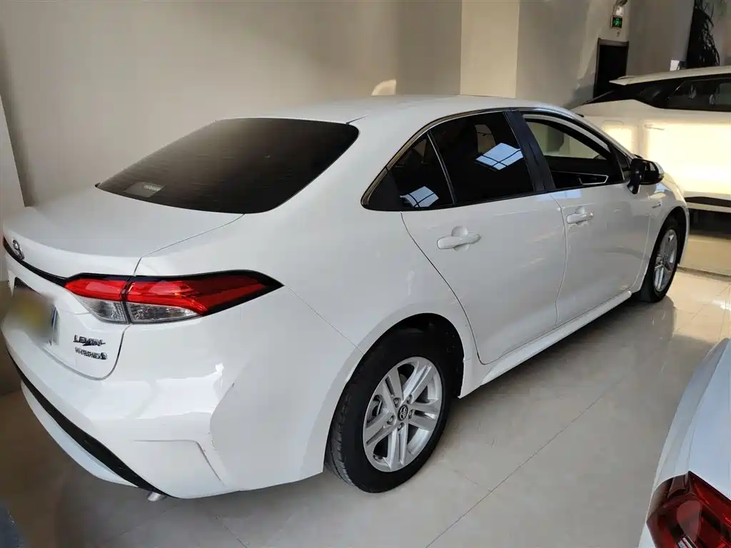 Toyota Levin 2022 Dual Engine 1.8H E-CVT Luxury Edition фото 23