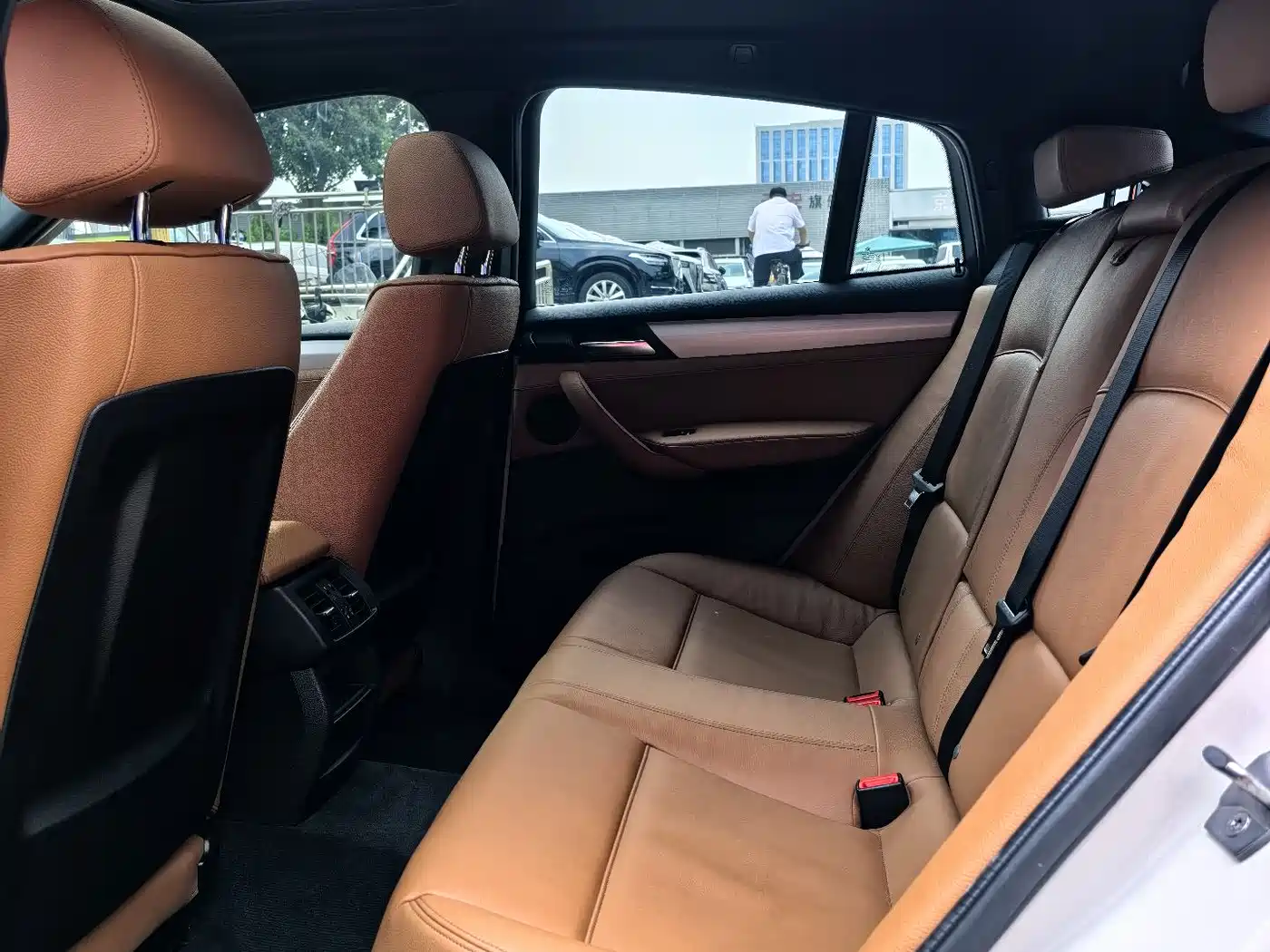 Фото 20 - BMW X4