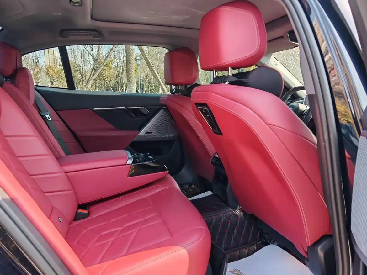 BMW 5 Series 2024 530Li Leading Model Luxury Package фото 11