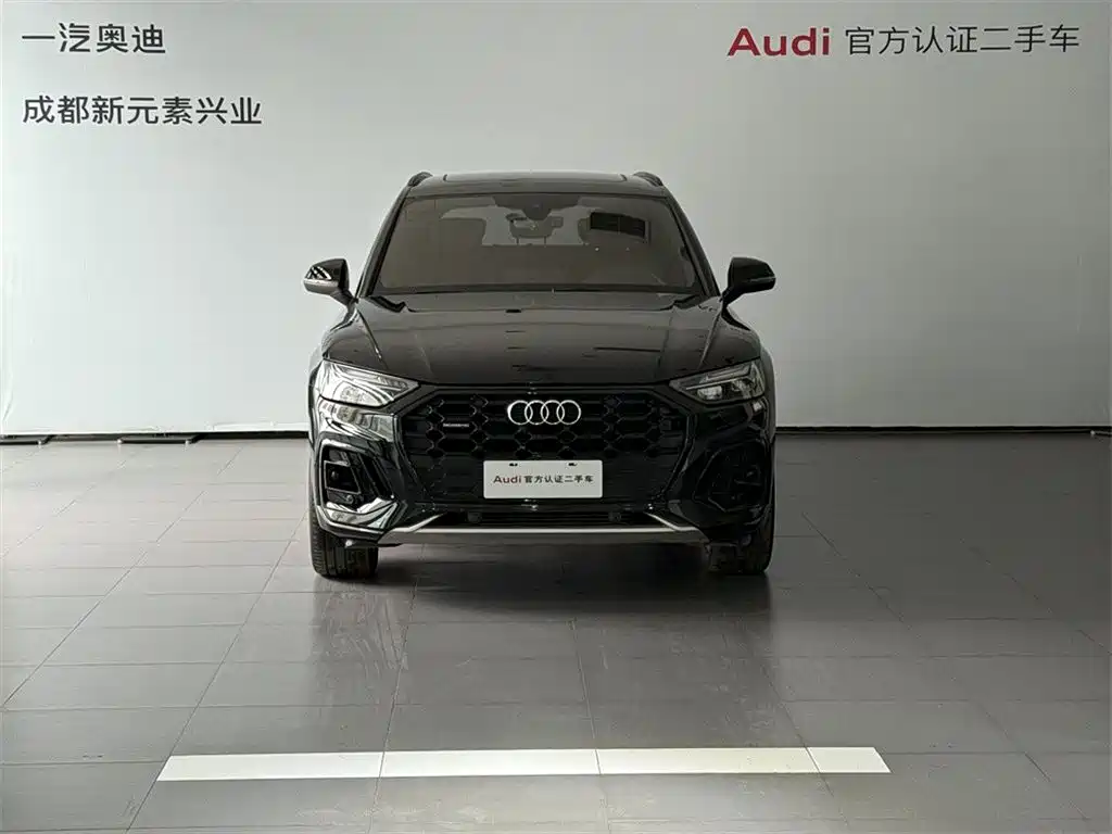 Audi Q5L 2023 40T Luxury Dynamic фото 2