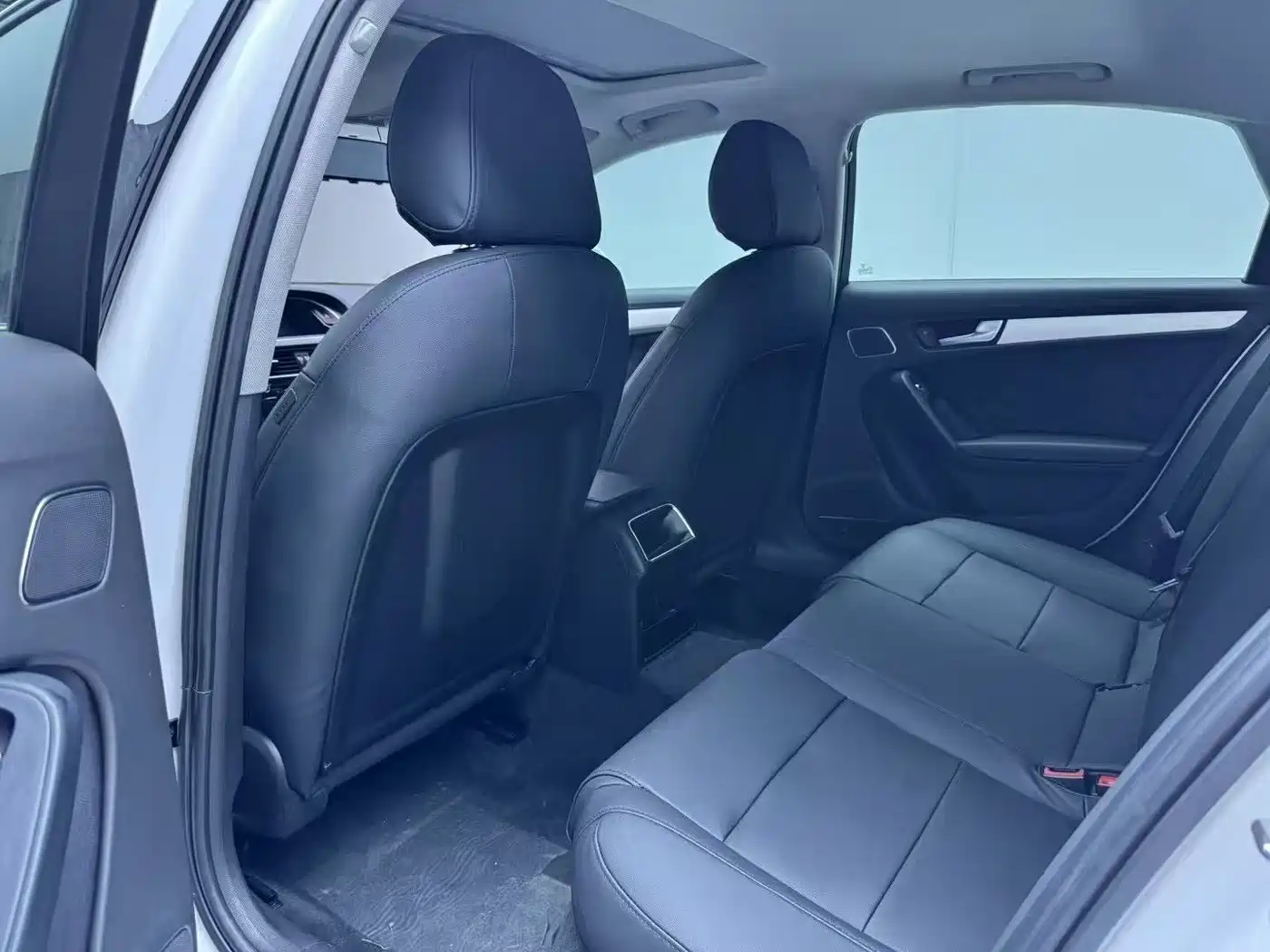 Audi A4L 2013 35 TFSI Automatic Standard фото 6