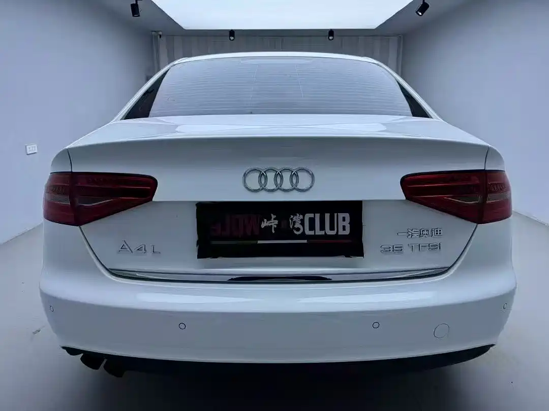 Audi A4L 2013 35 TFSI Automatic Standard фото 8