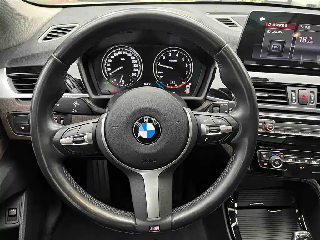 BMW X1 2022 sDrive20Li Premium фото 3